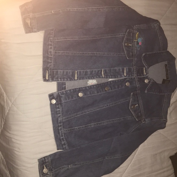 Jean Jacket - Picture 1 of 3